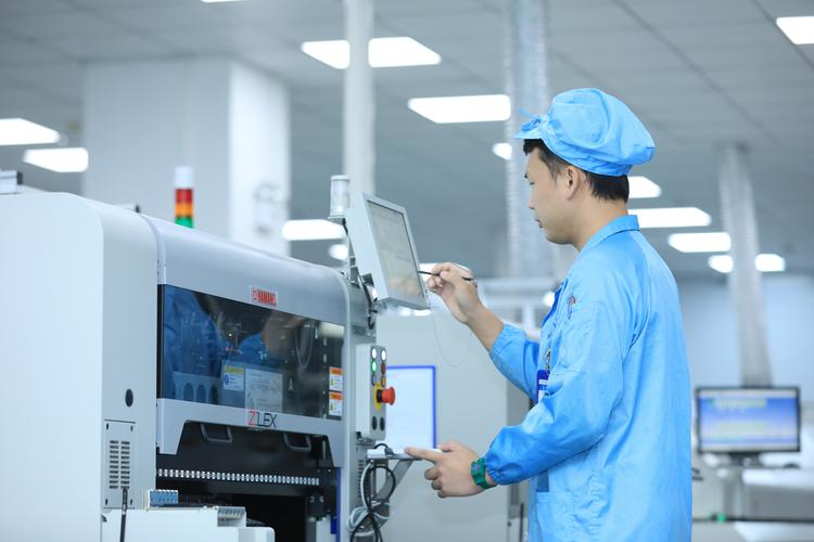 smt工艺流程介绍:从原始材料到电子产品的完美之旅